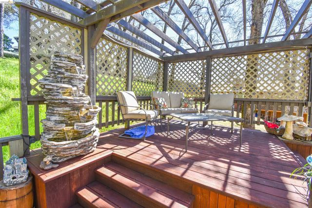 15170 Potato Ranch Rd, Sonora, CA 95370