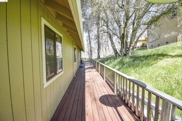 15170 Potato Ranch Rd, Sonora, CA 95370