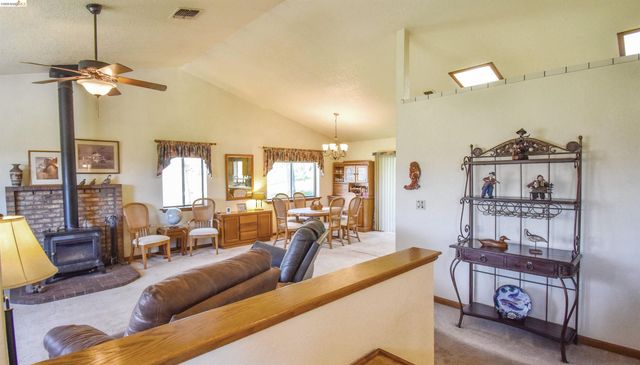 15170 Potato Ranch Rd, Sonora, CA 95370