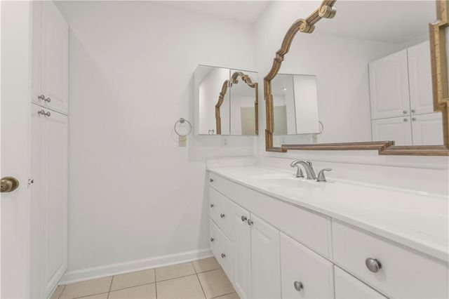 4101 Dunwoody Club Drive 31, Atlanta, GA 30350