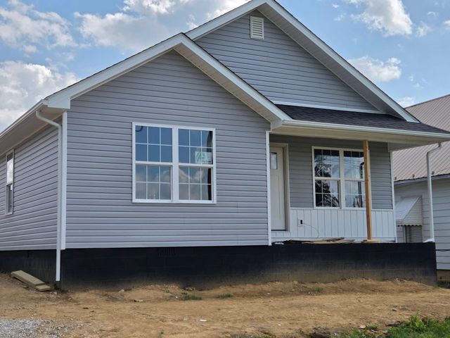 40 Riverview Road, Irvine, KY 40336