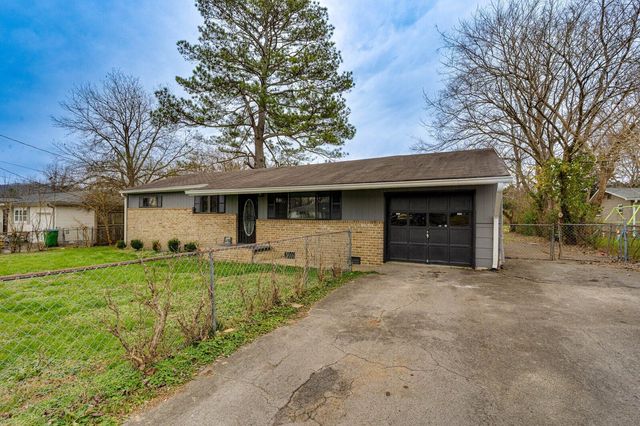 715 Mary Agnes Drive, Rossville, GA 30741