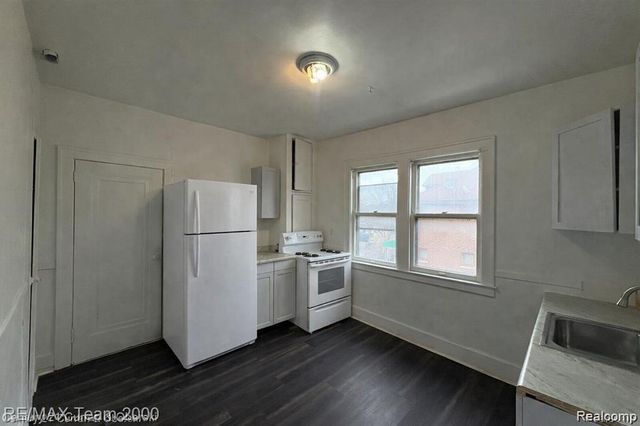 2683 Clements Street, Detroit, MI 48238