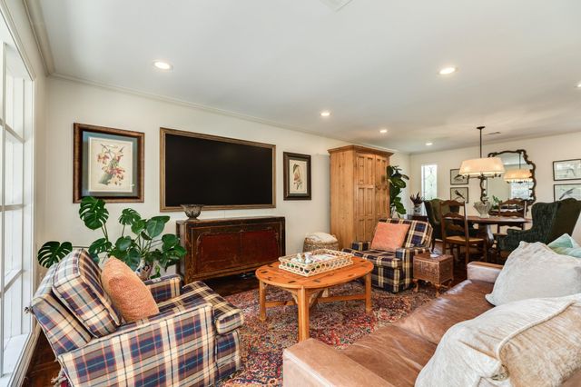 18 Adler Circle, Galveston, TX 77551