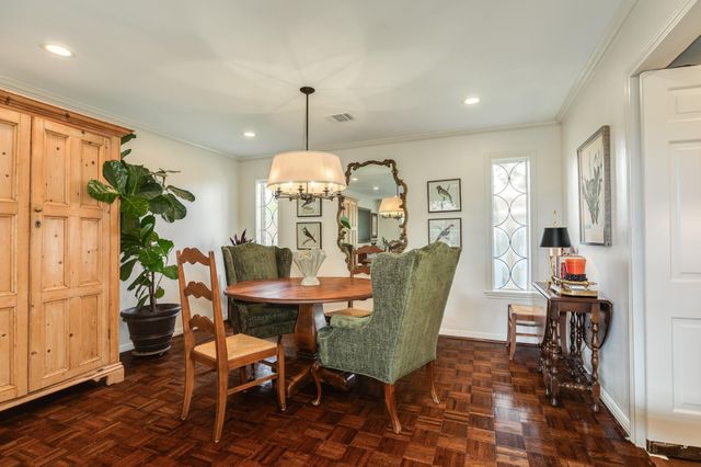 18 Adler Circle, Galveston, TX 77551