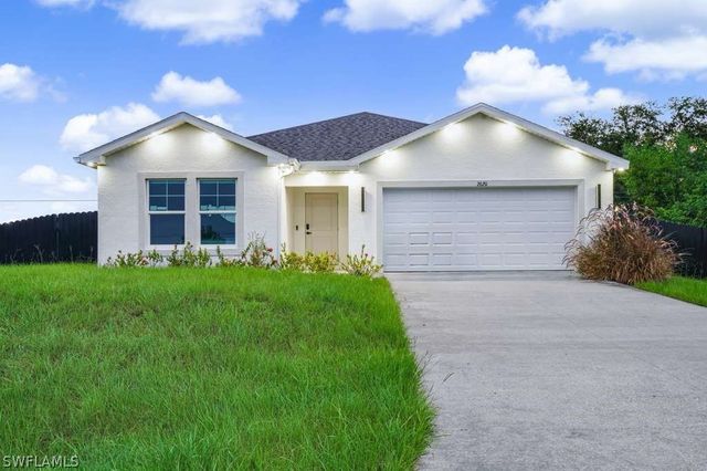 2620 NE 5 AVE, Cape Coral, FL 33909