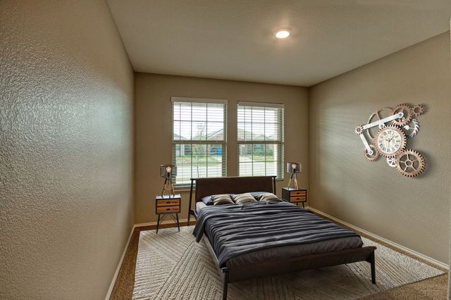 1007 Lady Bird Street, Ennis, TX 75119