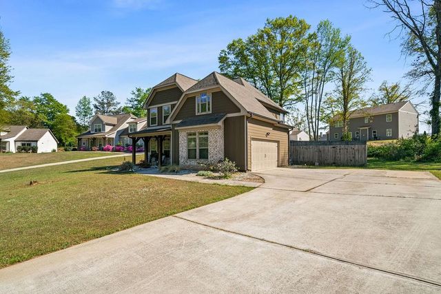 308 Stonegate Court, Dallas, GA 30157