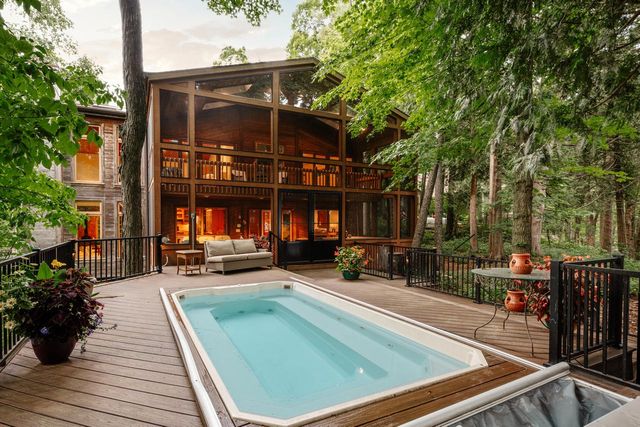 310 N Turtle Bay ROAD, Elkhart Lake, WI 53020