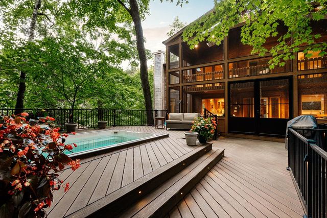 310 N Turtle Bay ROAD, Elkhart Lake, WI 53020