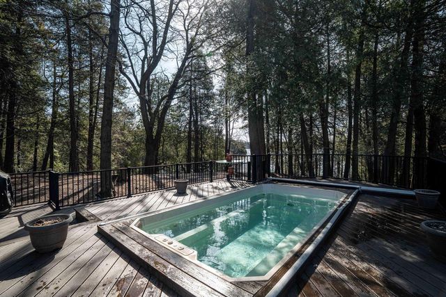 310 N Turtle Bay ROAD, Elkhart Lake, WI 53020