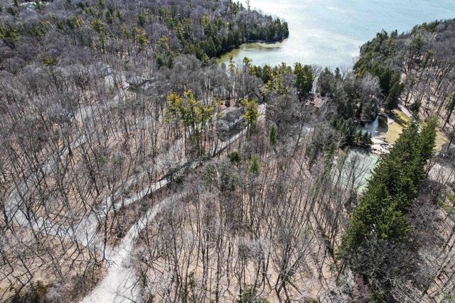 310 N Turtle Bay ROAD, Elkhart Lake, WI 53020