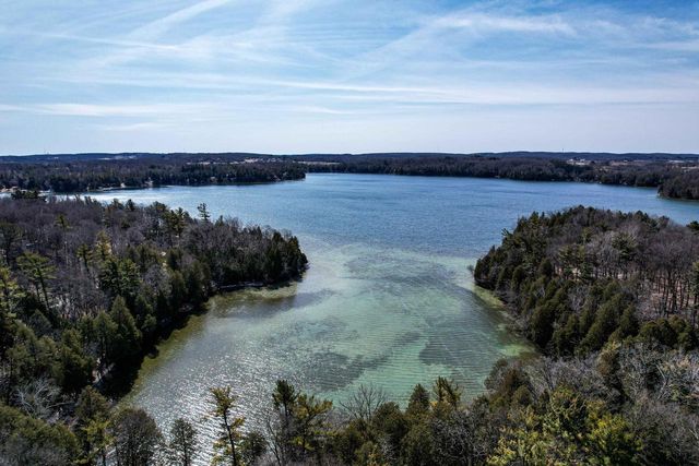 310 N Turtle Bay ROAD, Elkhart Lake, WI 53020