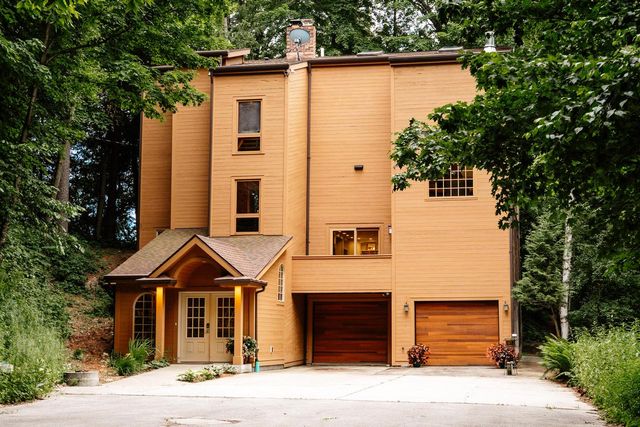 310 N Turtle Bay ROAD, Elkhart Lake, WI 53020