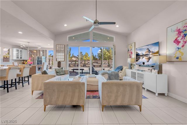 8400 Footpath Street, Las Vegas, NV 89166