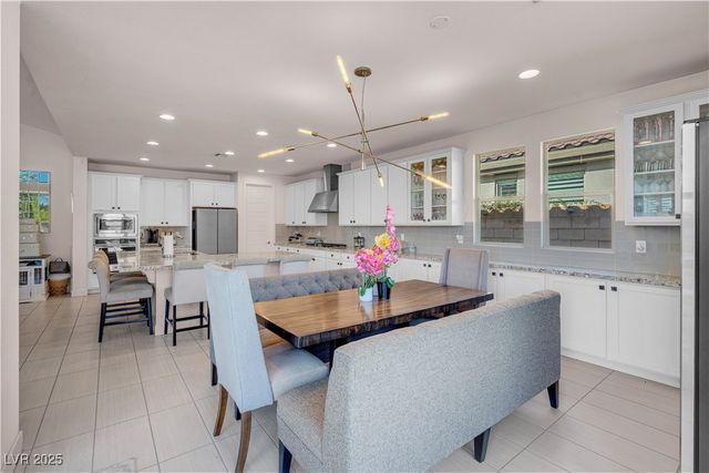 8400 Footpath Street, Las Vegas, NV 89166