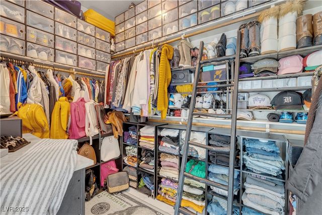 8400 Footpath Street, Las Vegas, NV 89166