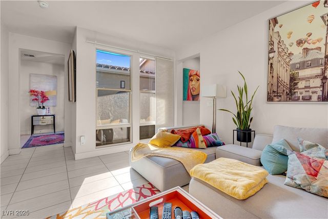 8400 Footpath Street, Las Vegas, NV 89166