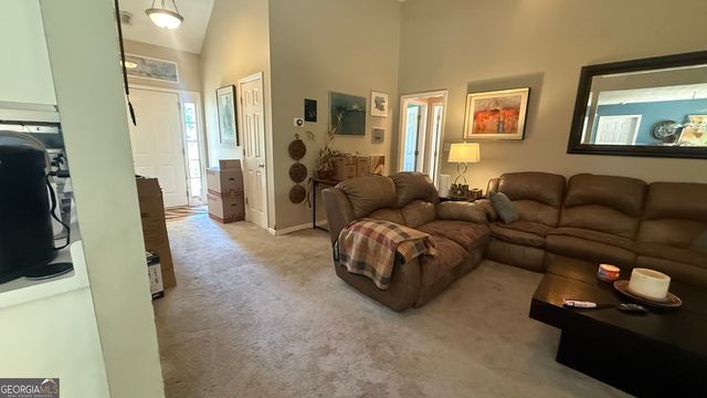 4724 Melbourne Trail, Flowery Branch, GA 30542