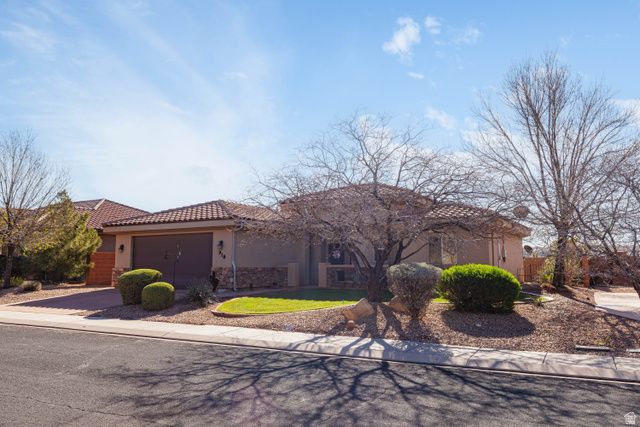 918 N OCOTILLO DR, Washington, UT 84780