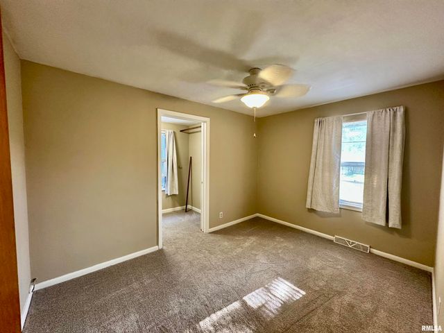 151 ALLISON Street, East Peoria, IL 61611