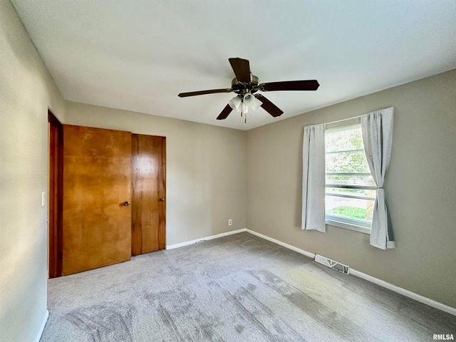 151 ALLISON Street, East Peoria, IL 61611