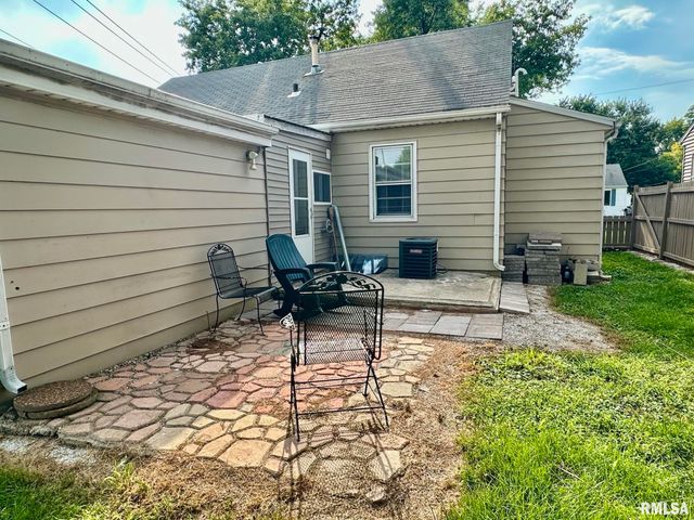 151 ALLISON Street, East Peoria, IL 61611