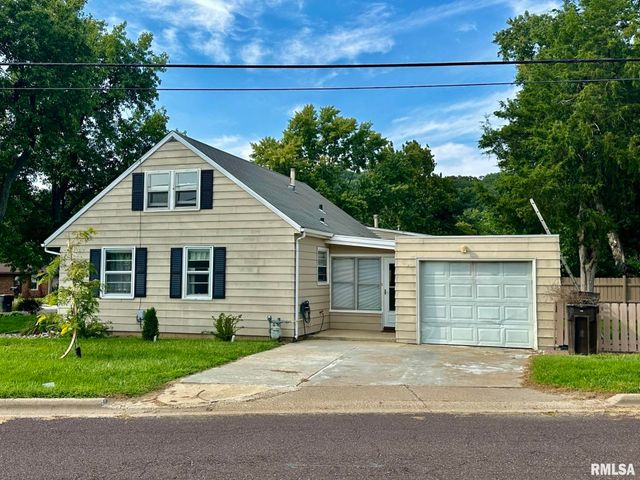 151 ALLISON Street, East Peoria, IL 61611