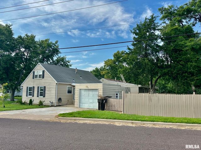 151 ALLISON Street, East Peoria, IL 61611