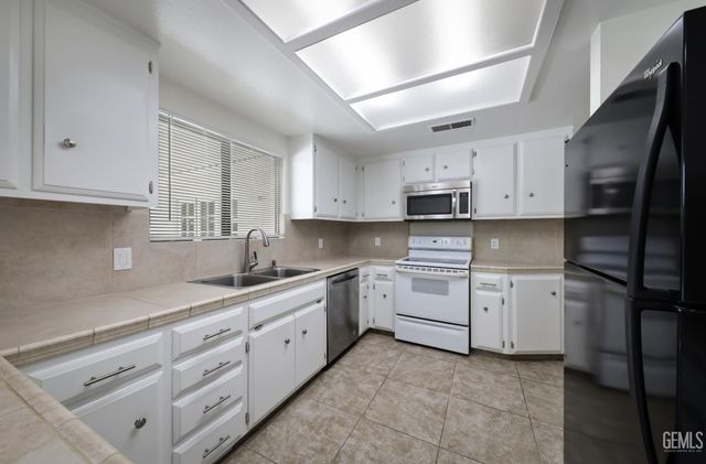 3601 Huachuca Way, Bakersfield, CA 93309