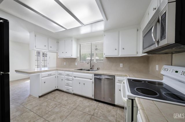 3601 Huachuca Way, Bakersfield, CA 93309