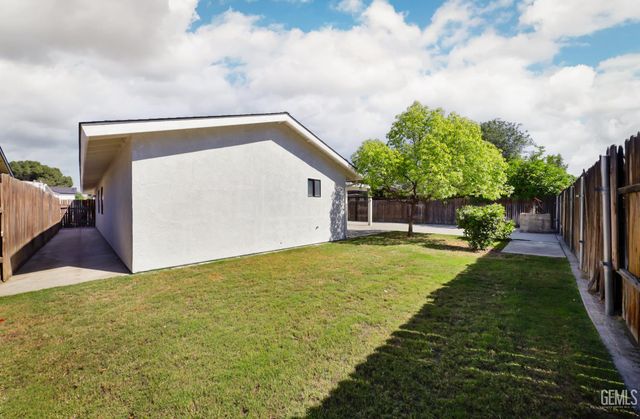 3601 Huachuca Way, Bakersfield, CA 93309