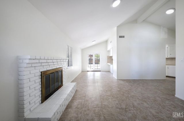 3601 Huachuca Way, Bakersfield, CA 93309