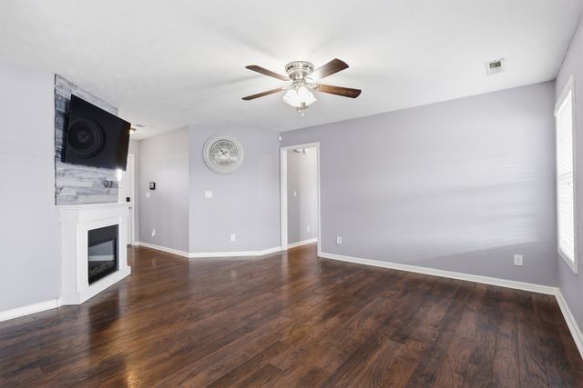 9022 Nevada Ave, Smyrna, TN 37167