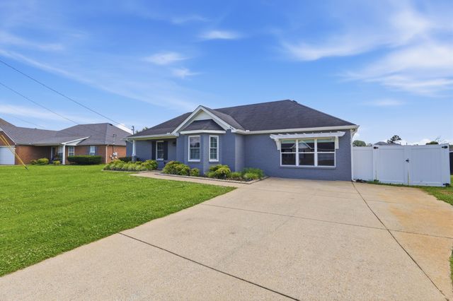 9022 Nevada Ave, Smyrna, TN 37167