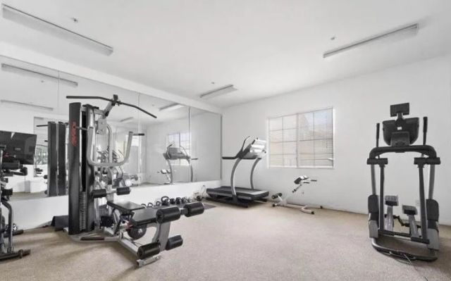 7037 La Tijera Boulevard C102, Los Angeles, CA 90045