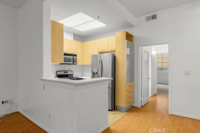 7037 La Tijera Boulevard C102, Los Angeles, CA 90045
