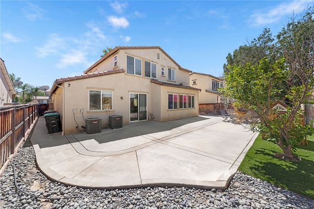 3050 Sand Pine Trail, Hemet, CA 92545