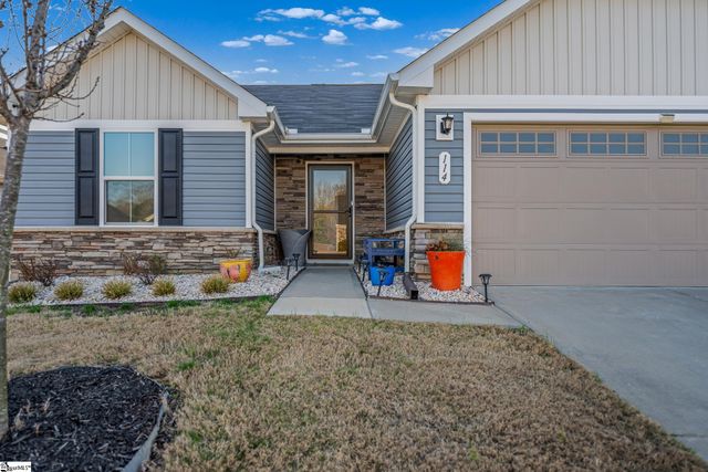 114 Sylvester Street, Fountain Inn, SC 29644