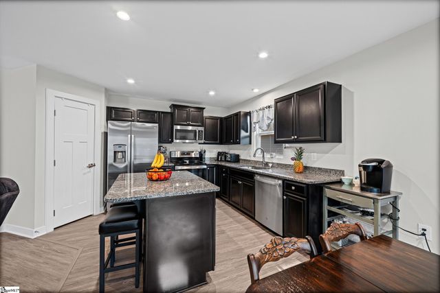 114 Sylvester Street, Fountain Inn, SC 29644