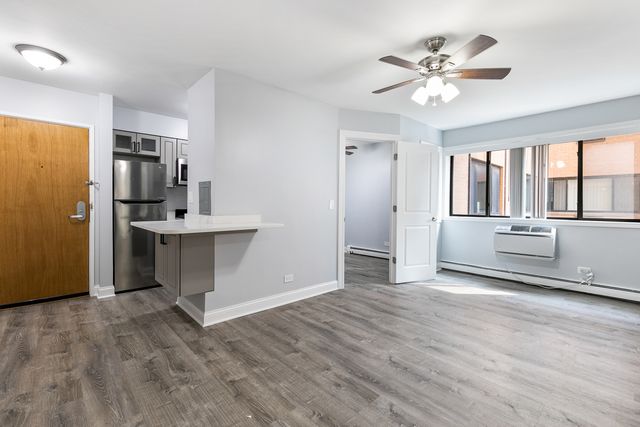 6201 N Kenmore Avenue 204, Chicago, IL 60660