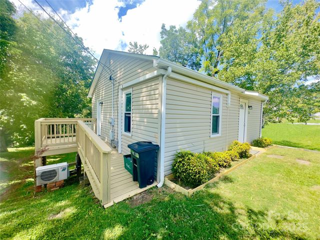 329 Morehead Road, Marion, NC 28752