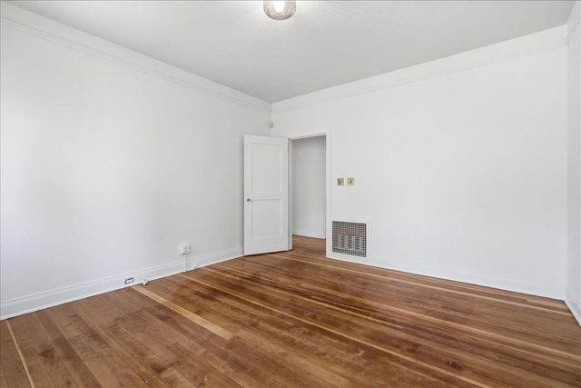 816 Alhambra Blvd, Sacramento, CA 95816