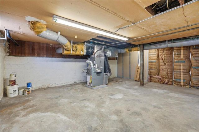 816 Alhambra Blvd, Sacramento, CA 95816