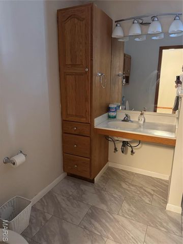 121 Saint Mark, New Madrid, MO 63869