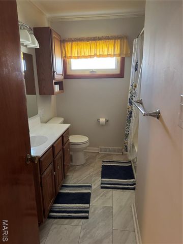 121 Saint Mark, New Madrid, MO 63869