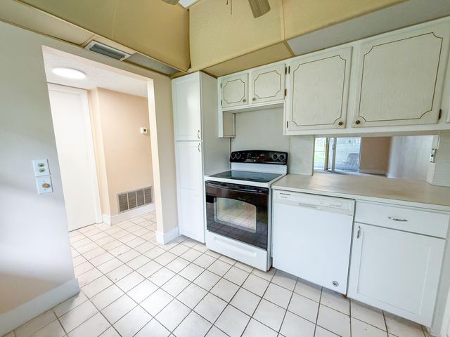 604 NE 2nd Street 122, Dania Beach, FL 33004