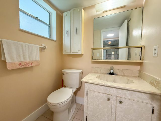 604 NE 2nd Street 122, Dania Beach, FL 33004