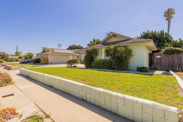 8482 Wesham Street, Ventura, CA 93004