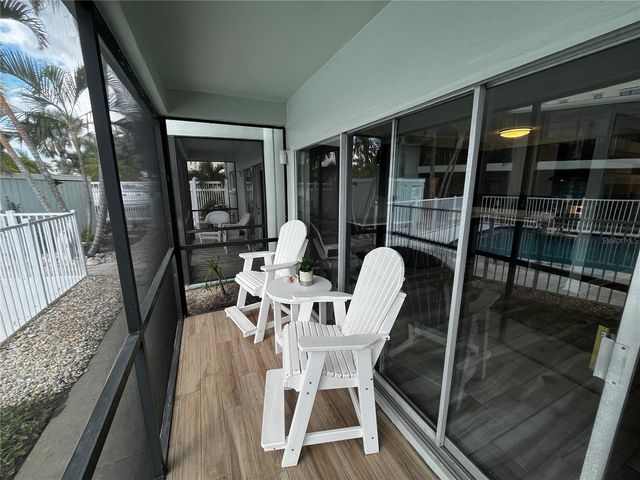 2566 GARY CIRCLE 5, Dunedin, FL 34698